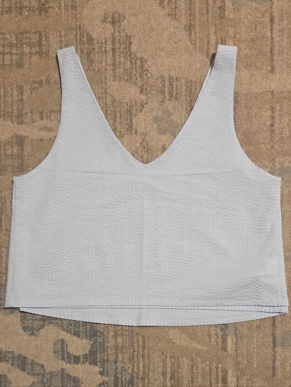 Vuori Villa Cropped Tank Light Blue. Size M. Like New